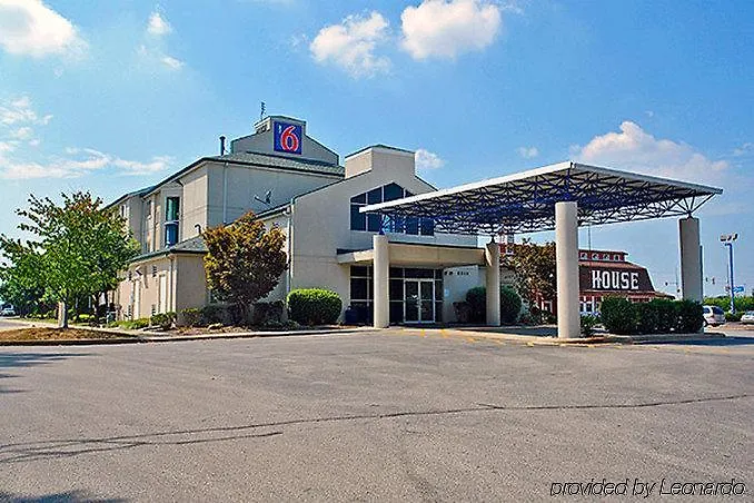 Hotel 6-springfield, Il I-55 I-72 Springfield