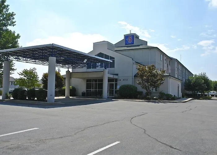 Hotel 6-springfield, Il I-55 I-72